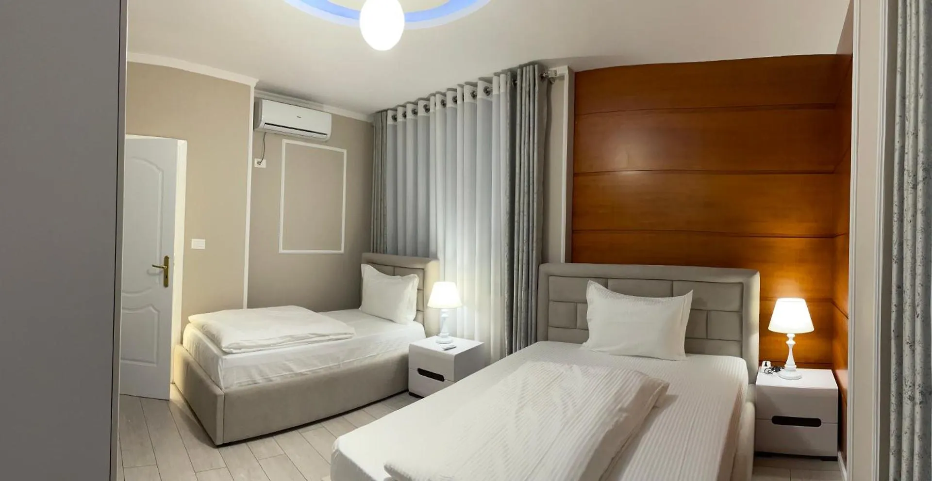 Sun Tower Luxury Suite-View From Of Tirana Center
