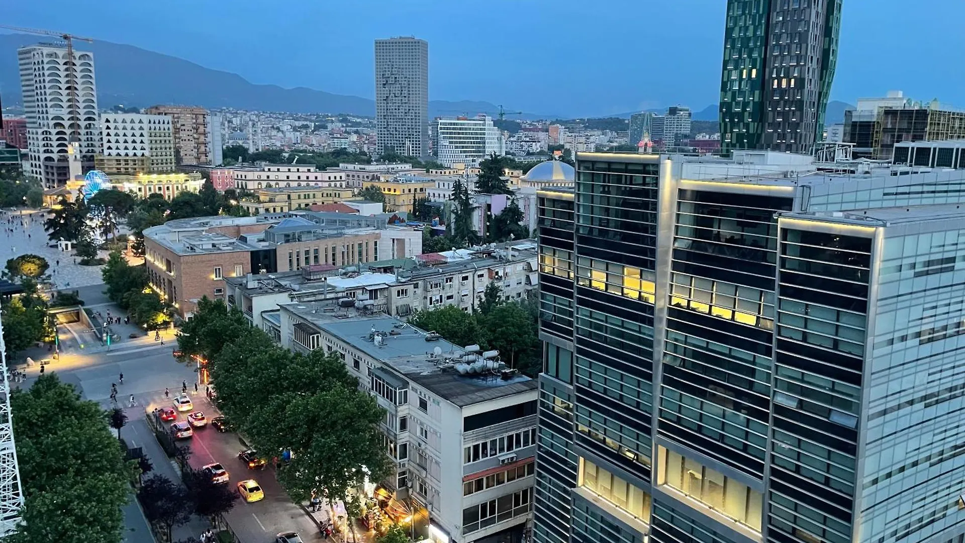 Apartment Sun Tower Luxury Suite-View From Of Tirana Center Albania